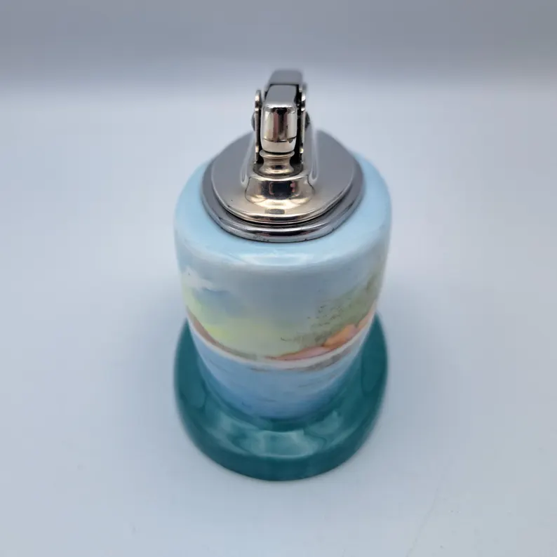 Ronson Minton Table Lighter, detail 5 of 10.